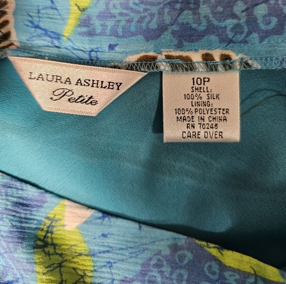 Laura Ashley 100% Silk Floral Leaf Patern A-Line Skirt Size 10 P - Picture 9 of 10